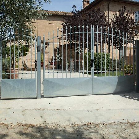 Porta Romana A 2Km Il Nido Romantico A Siena Luaran gambar