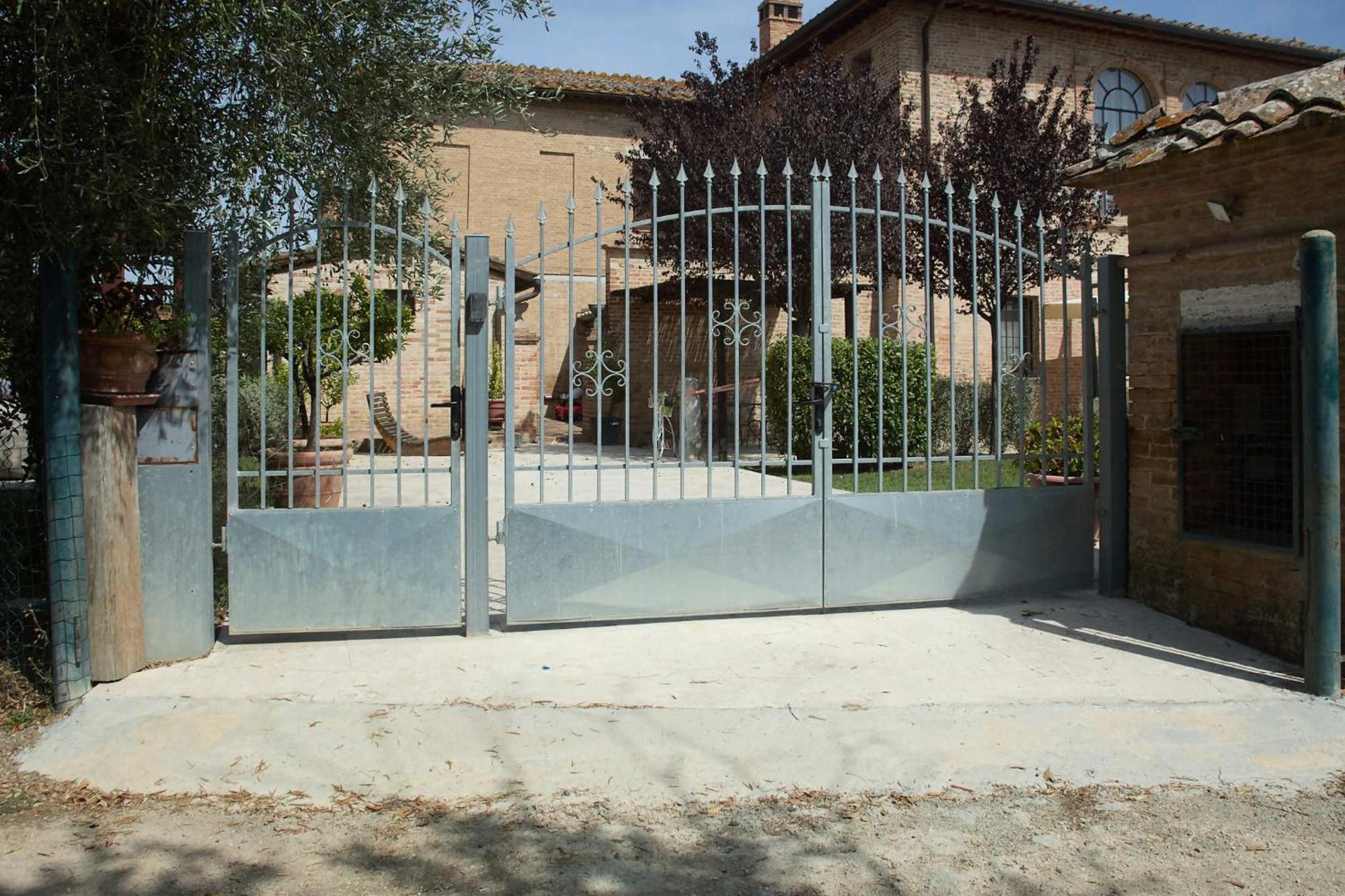 Porta Romana A 2Km Il Nido Romantico A Siena Luaran gambar
